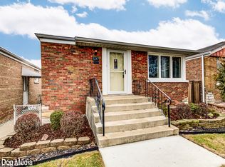 5247 S Rutherford Ave, Chicago, IL 60638