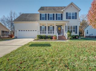 4041 Hereford Ln, Dallas, NC 28034