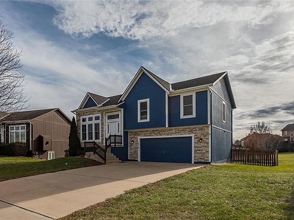 2nd image of 12141 Pebble Beach Dr