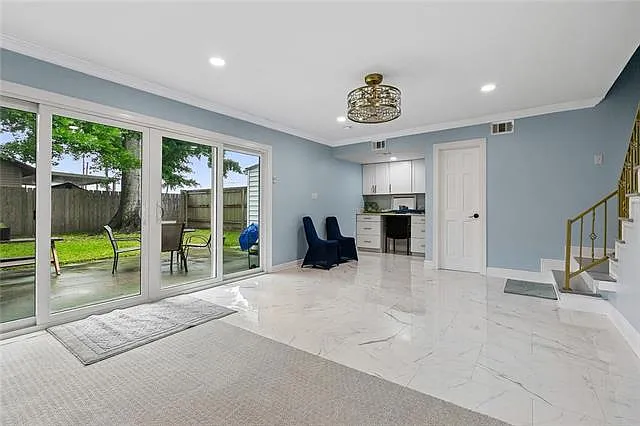 4 bed, 2.5 bath, 2879 sqft, $2,850 — Photo 3