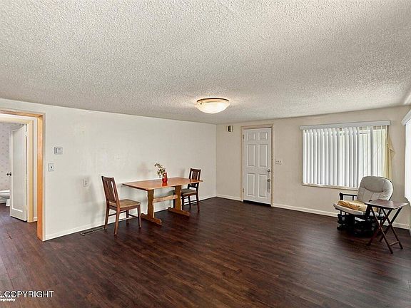 4th image of 3401 Dorbrandt St