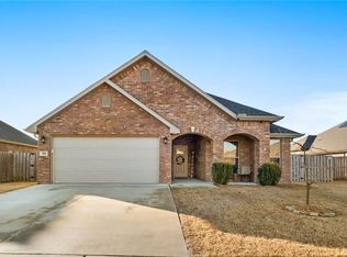 701 Melrose Pl, Bentonville, AR 72712