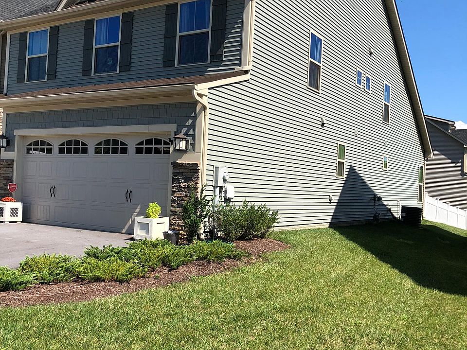 1st image of 407 Wills Creek Dr