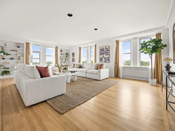 35 Prospect Park W APT 11B, Brooklyn, NY 11215