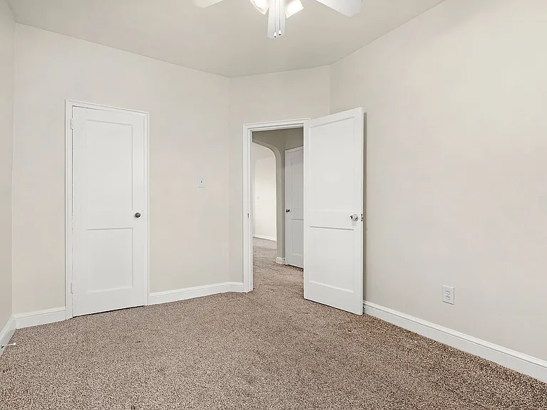 3706 W Franklin St — Photo 15