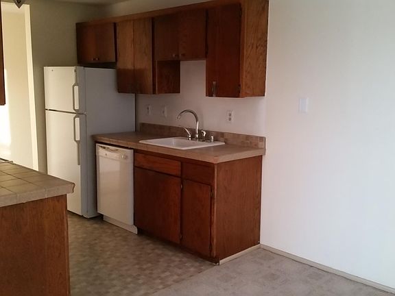 5th image of 10014 Greenwood Ave N APT 201