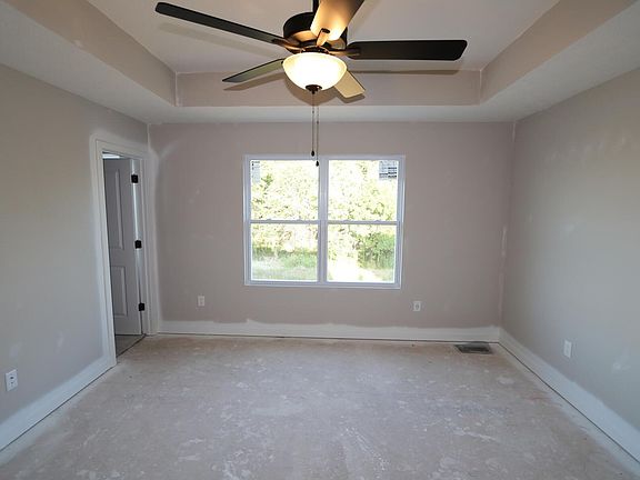 4th image of 6463 Boone Dr