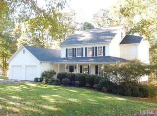 1067 Ivy Pl, Forest, VA 24551