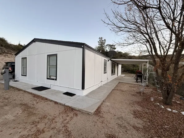 5940 S Starview Rd, Miami, AZ 85539