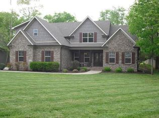 114 McGlocklin Way, Bowling Green, KY 42101