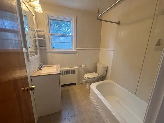 1086 1st Ave — Photo 5