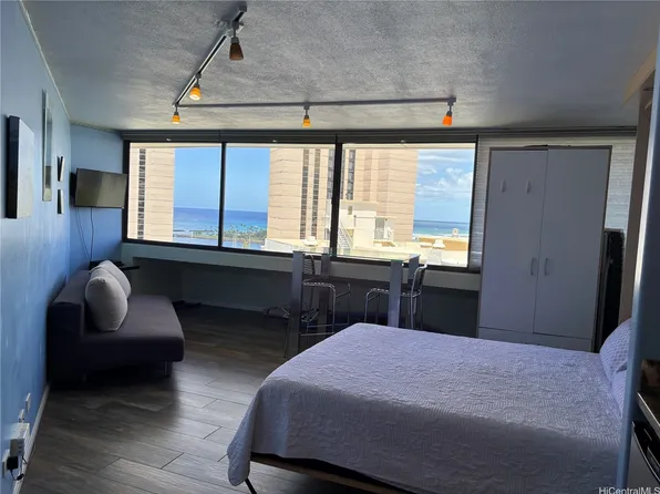 1700 Ala Moana Blvd APT 2001, Honolulu, HI 96815