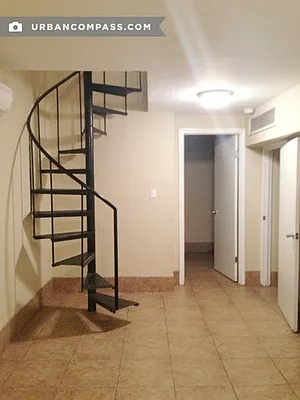 Rented by Compass | media 83