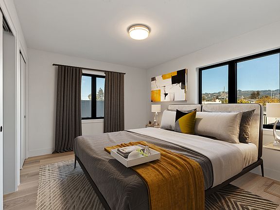 4th image of 2747 San Pablo Ave #204