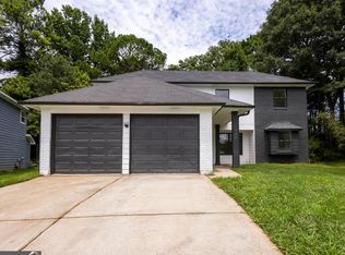 1940 Corners Cir, Lithonia, GA 30058