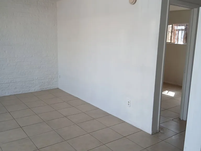 219 Dallas St NE #2 — Photo 6