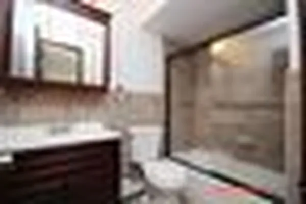 Rented by Lofts and Flats LLC | media 22
