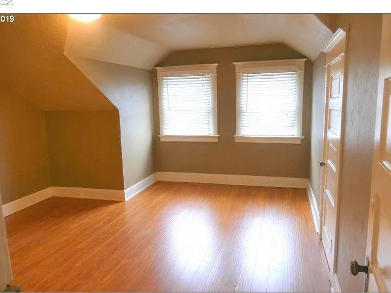 2414 NE 14th Ave #B — Photo 5