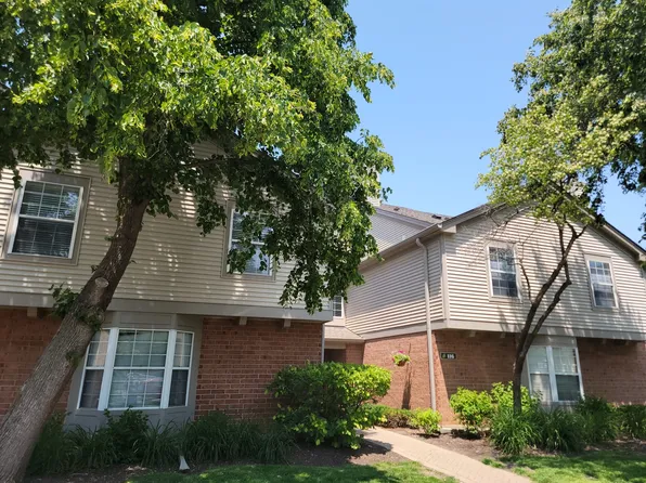 116 White Oak Ct APT 5, Schaumburg, IL 60195