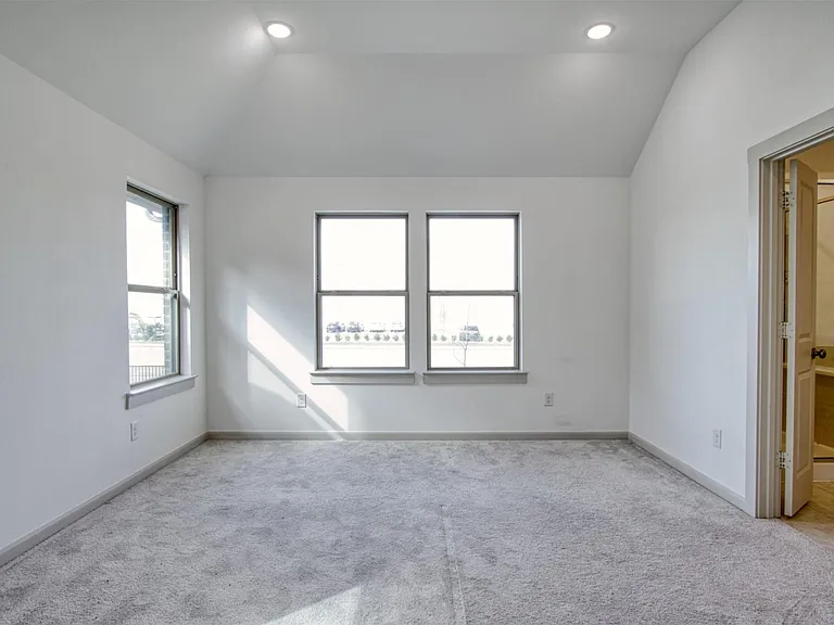 852 Deer Run Rd — Photo 8