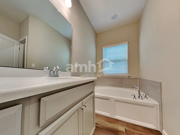151 Hemlock Point — Photo 12