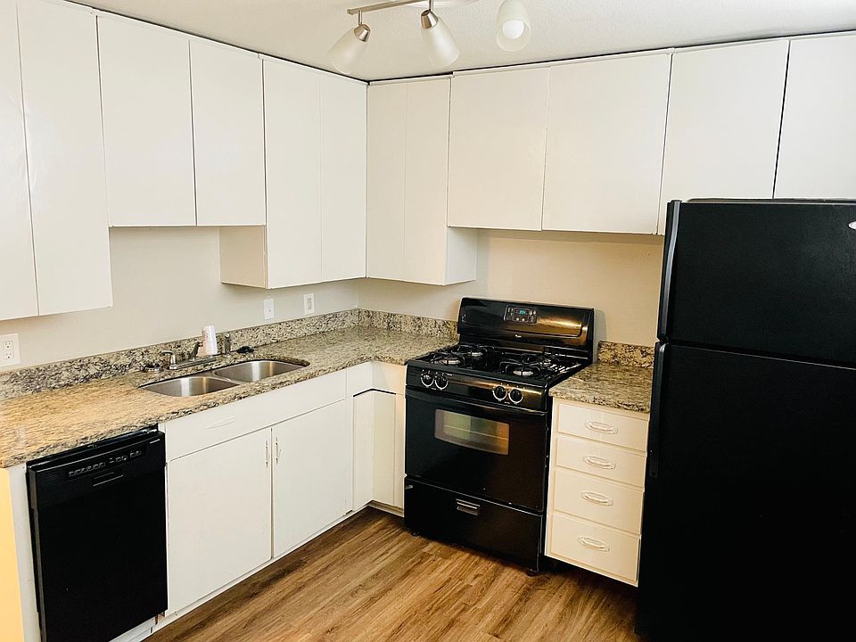 1st image of 811 N Grant St APT 5