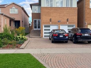 828 Cardington St, Mississauga, ON L5V 1Z6