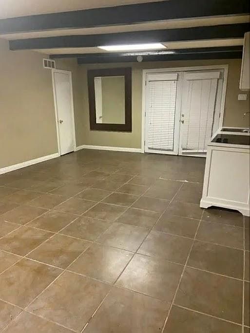 2nd image of 1582 W 4th St #4