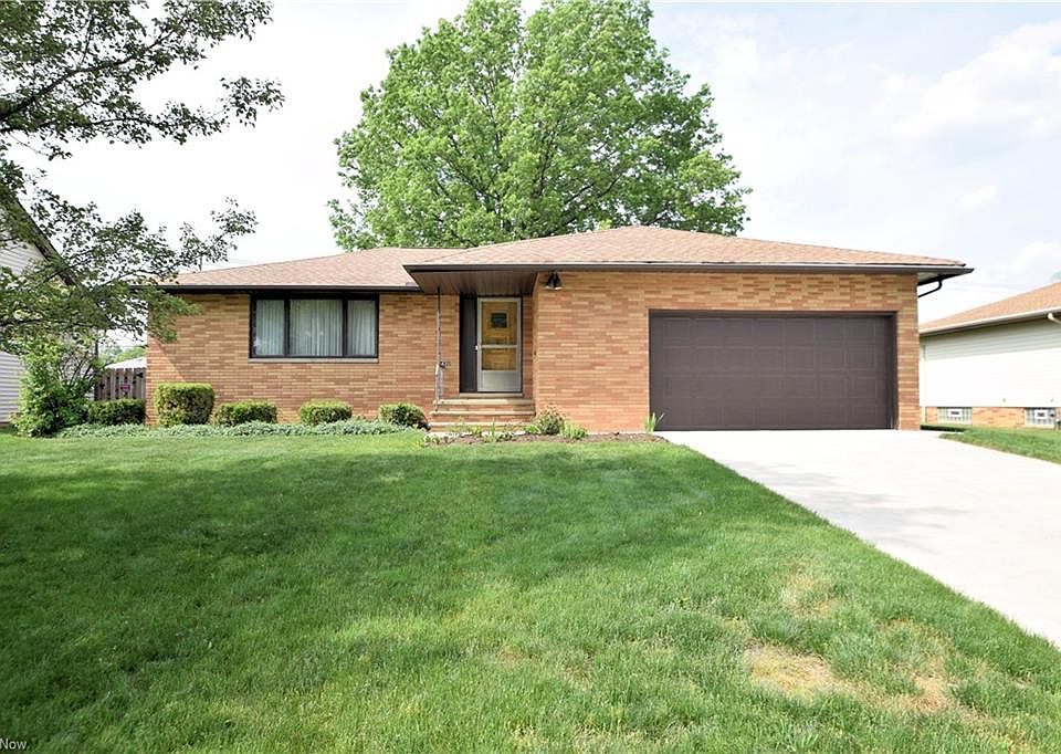 1st image of 3430 Coventry Dr