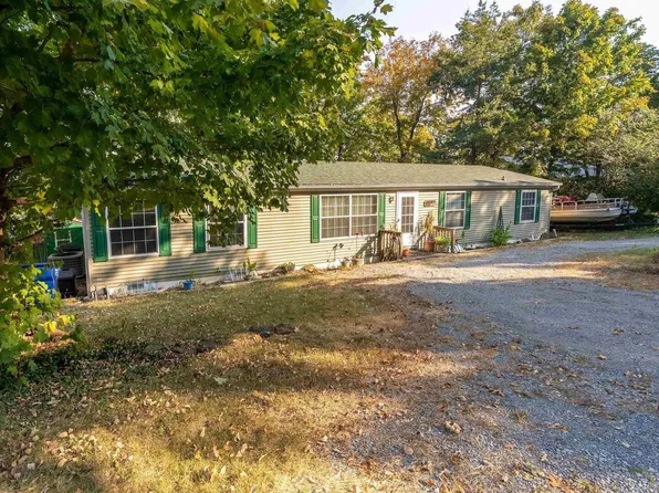 2550 Egyptian Hills Dr, Creal Springs, IL 62922