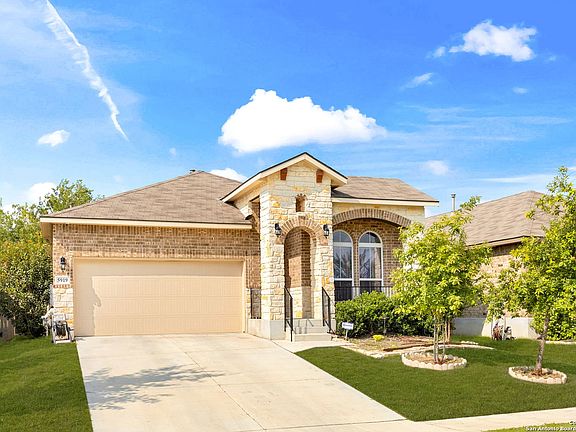 2nd image of 5919 CALAVERAS WAY