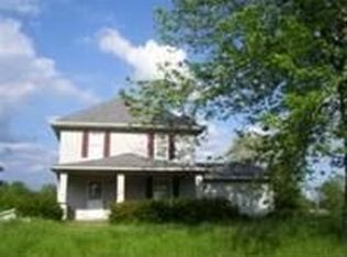 614 Leavitt Rd, Leavittsburg, OH 44430