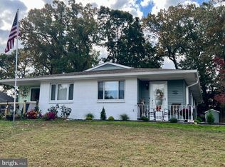 151 Elmtowne Blvd, Hammonton, NJ 08037