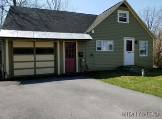 2 Chestnut St, Clinton, NY 13323
