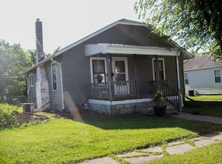 1208 N Washington St, Mexico, MO 65265