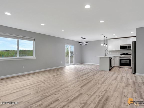 2nd image of 960 S Enterprise St #3