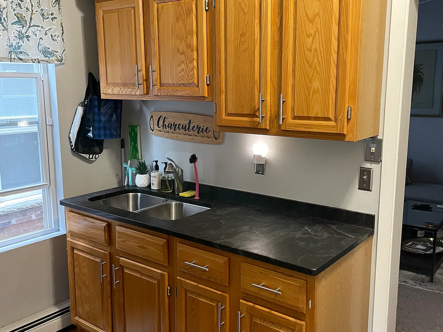 716 Hague Ave — Photo 1