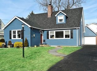 102 Joyce Rd, Eastchester, NY 10709