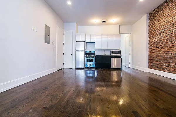 Rented by Pear NYC LLC | media 7