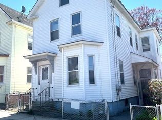 129 3rd St, Lowell, MA 01850