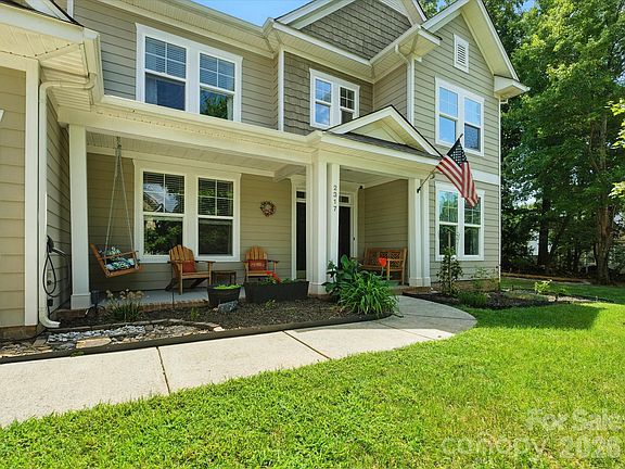 4th image of 2317 Riverbank Rd