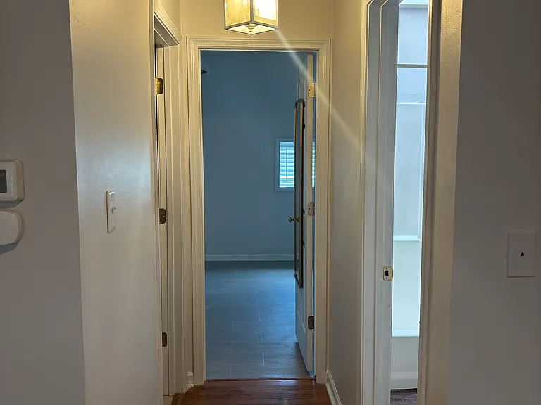 5531 Southwest Ave #C — Photo 8