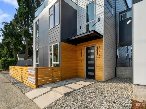 2720 SW Thistle Street, Seattle, WA 98126