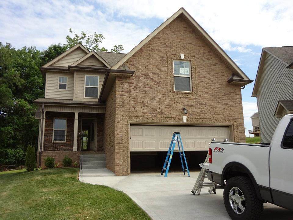 1st image of 944 Excalibur Dr