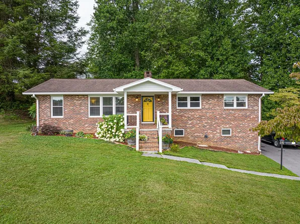 16310 Woodcliffe Dr, Abingdon, VA 24210