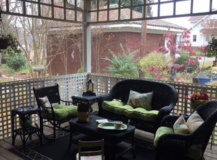 302 W 2nd Ave, Lexington, NC 27292