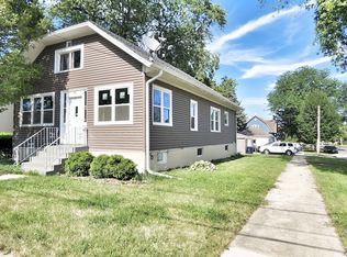 343 Wabash St, Elgin, IL 60123