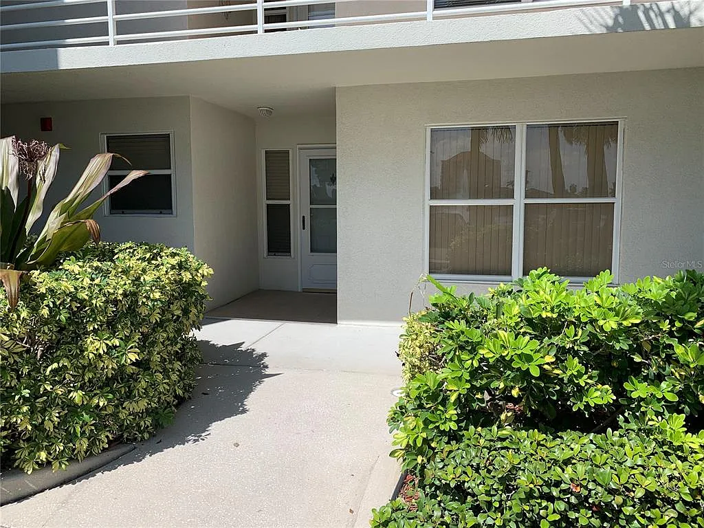 2 bed, 2.0 bath, 1080 sqft, $2,600 — Photo 2