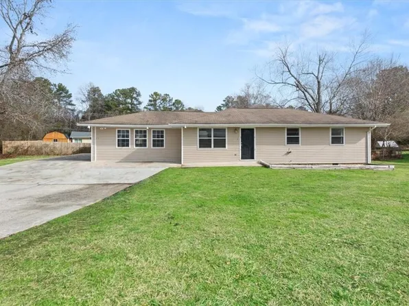 57 Pierce Rd, Hiram, GA 30141