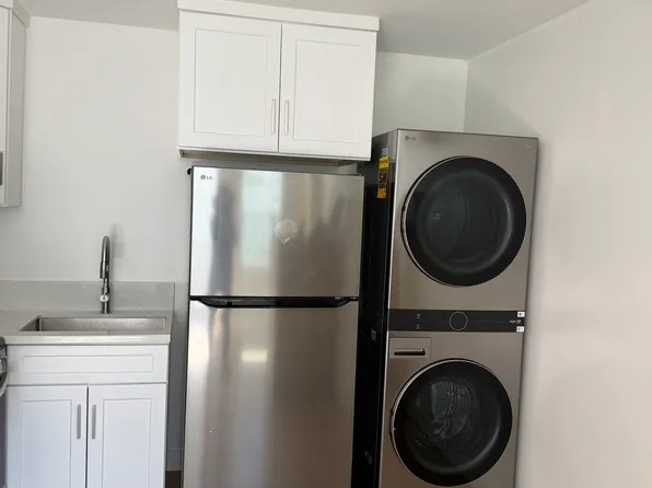 8056 Darby Pl #8058, Reseda, CA 91335
